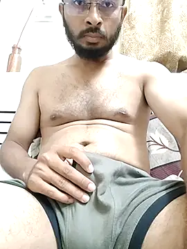 Snapshot of Punekarmanoj97 chatting on April 19, 2026, 5:03 pm Punekarmanoj97 online show from April 19, 2026, 5:03 pm