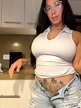 AndyFire69 online show from November 13, 2025, 6:06 am