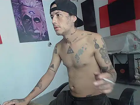 Snapshot of patrik_tattoo_ chatting on June 23, 2026, 5:44 pm patrik tattoo online show from June 23, 2026, 5:44 pm