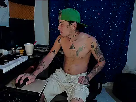 patrik tattoo  online show from March 22, 2025, 3:52 am