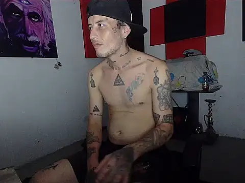 Snapshot of patrik_tattoo_ chatting on May 7, 2026, 5:11 am patrik tattoo online show from May 7, 2026, 5:11 am