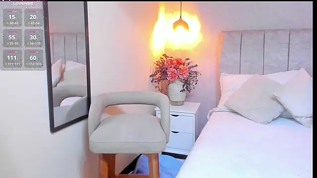 tutu milf online show from November 5, 2025, 7:17 pm