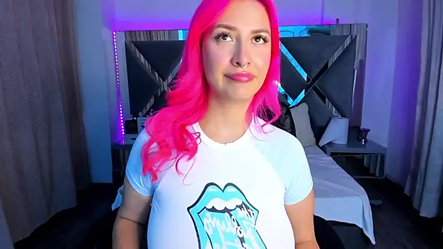 Snapshot of Malala_18 chatting on April 1, 2026, 4:03 am Malala 18 online show from April 1, 2026, 4:03 am