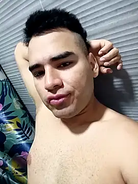 Snapshot of blanquitaybarbas22 chatting on November 14, 2025, 4:43 pm blanquitaybarbas22 online show from November 14, 2025, 4:43 pm