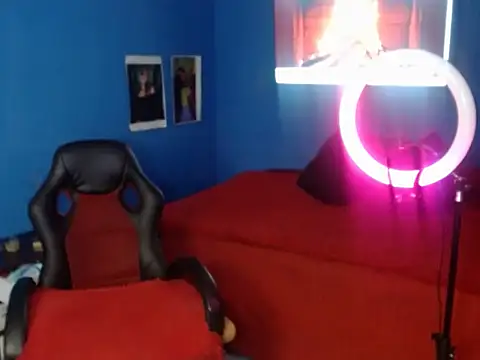 Snapshot of bellacrespalatina chatting on November 12, 2025, 4:55 pm bellacrespalatina online show from November 12, 2025, 4:55 pm