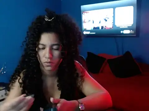 Snapshot of bellacrespalatina chatting on November 5, 2025, 11:52 pm bellacrespalatina online show from November 5, 2025, 11:52 pm