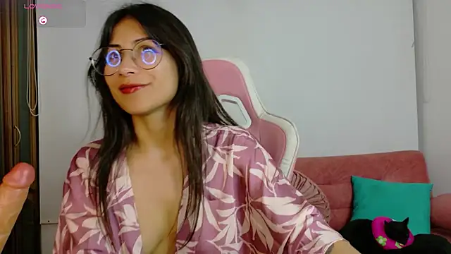 Snapshot of Jade_Zephyra chatting on February 9, 2026, 11:25 pm Jade Zephyra online show from February 9, 2026, 11:25 pm