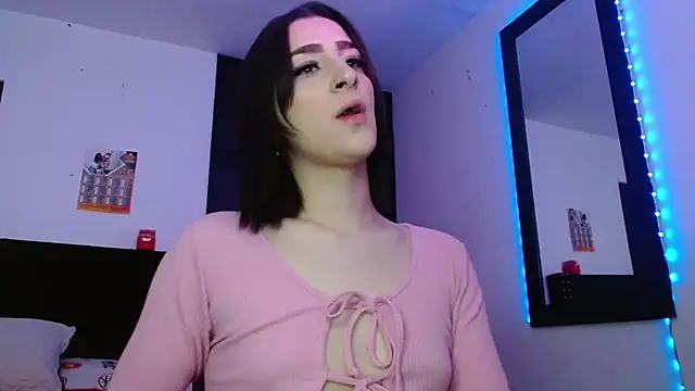 Triana Damelio online show from November 20, 2025, 3:45 pm