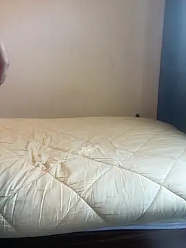 YU-KI00 online show from February 19, 2026, 5:04 am