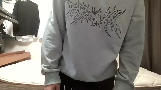 YU-KI00 online show from October 23, 2025, 1:54 pm