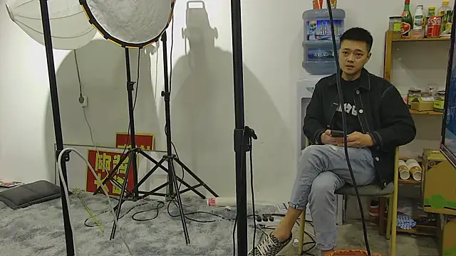 KK11666 online show from March 14, 2025, 7:26 am