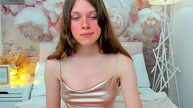 JaneBrowni online show from June 19, 2026, 12:33 pm