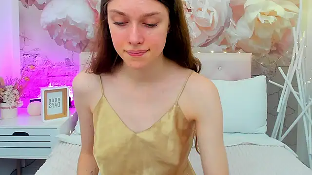 Snapshot of JaneBrowni chatting on November 7, 2025, 1:15 pm JaneBrowni online show from November 7, 2025, 1:15 pm