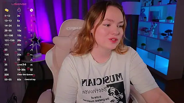 Kari Lunna online show from September 19, 2025, 3:21 am