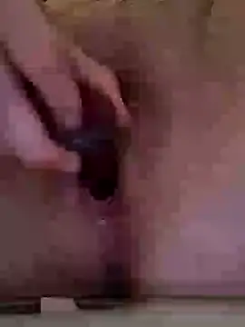 Snapshot of Ginger1123 chatting on December 17, 2024, 1:05 pm Ginger1123 online show from December 17, 2024, 1:05 pm