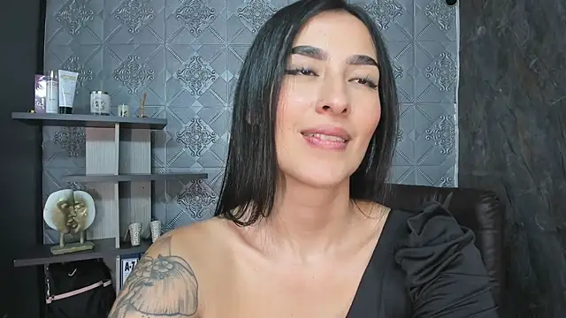 alice smith6 online show from February 10, 2025, 7:28 pm