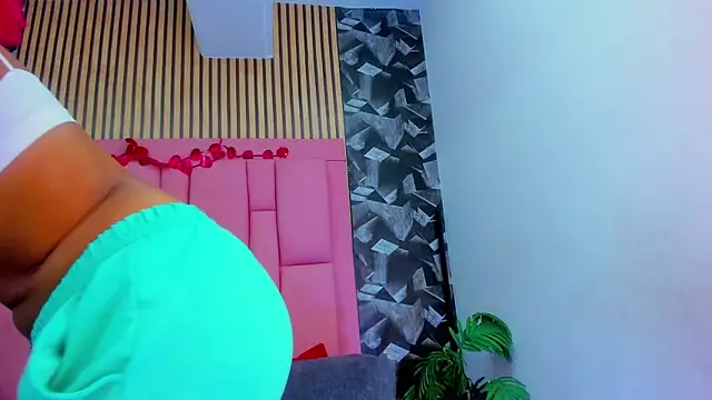 Brithanyslim online show from March 11, 2026, 7:30 pm