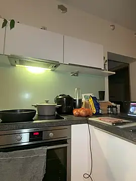 mrs skinny goddess online show from February 20, 2026, 7:05 pm