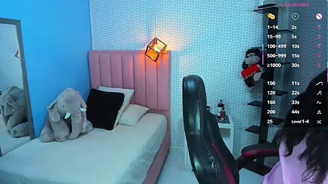 Snapshot of DENISERICHARD2 chatting on September 24, 2025, 12:22 pm DENISERICHARD2 online show from September 24, 2025, 12:22 pm