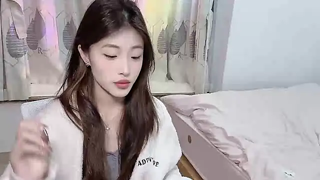 Vania-818- online show from January 9, 2025, 11:03 am