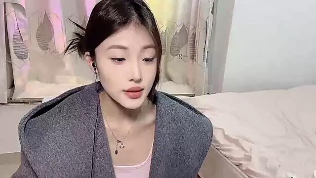 Vania-818- online show from January 12, 2025, 7:53 am