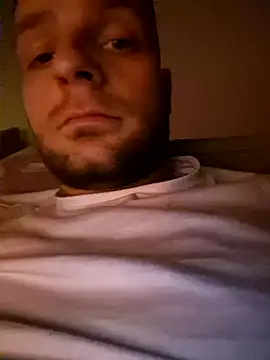 Snapshot of Datecwariatec chatting on February 13, 2026, 3:39 am Datecwariatec online show from February 13, 2026, 3:39 am