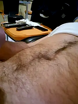 1talianBeutifulCock online show from February 17, 2025, 3:55 pm