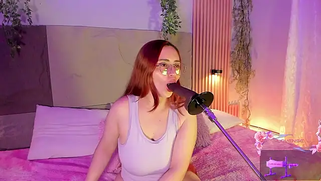 Snapshot of centaurigirl chatting on February 14, 2026, 3:40 am centaurigirl online show from February 14, 2026, 3:40 am