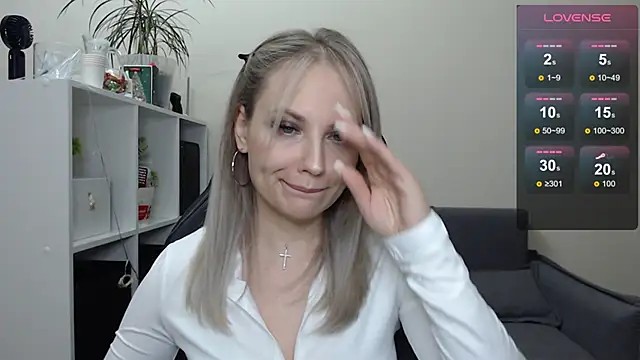 Snapshot of Sunny_bunny6 chatting on January 26, 2025, 7:31 pm Sunny bunny6 online show from January 26, 2025, 7:31 pm
