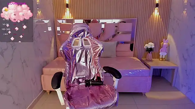 violet sub online show from March 7, 2025, 1:07 pm