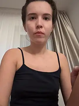 Diamond lucyy online show from September 29, 2025, 9:09 pm