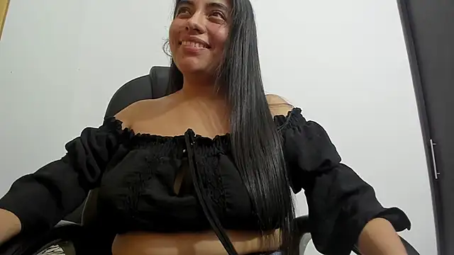 Sara-shely online show from December 20, 2025, 10:01 pm