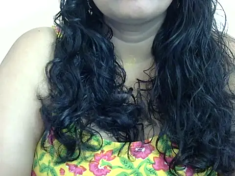 Snapshot of Riya_riyaa chatting on October 24, 2025, 4:11 am Riya riyaa online show from October 24, 2025, 4:11 am