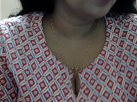 Snapshot of Riya_riyaa chatting on November 2, 2025, 1:49 pm Riya riyaa online show from November 2, 2025, 1:49 pm