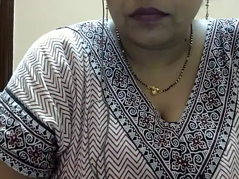 Snapshot of Riya_riyaa chatting on October 11, 2025, 2:40 pm Riya riyaa online show from October 11, 2025, 2:40 pm