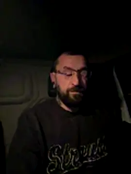 Snapshot of _Haptic_ chatting on November 5, 2025, 4:15 am Haptic online show from November 5, 2025, 4:15 am