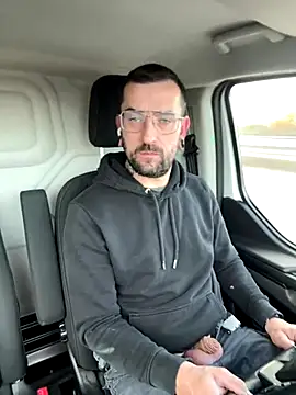 Snapshot of _Haptic_ chatting on December 2, 2024, 10:24 am Haptic online show from December 2, 2024, 10:24 am