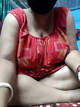 BERRY 00 online show from November 24, 2025, 5:57 pm