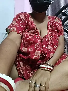BERRY 00 online show from July 21, 2026, 5:47 pm