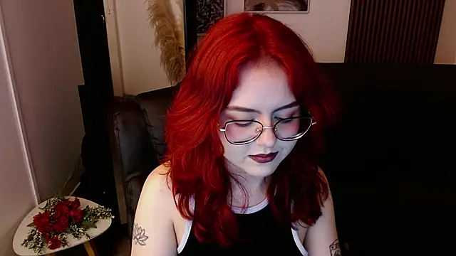 crimson tati  online show from March 8, 2025, 8:11 am