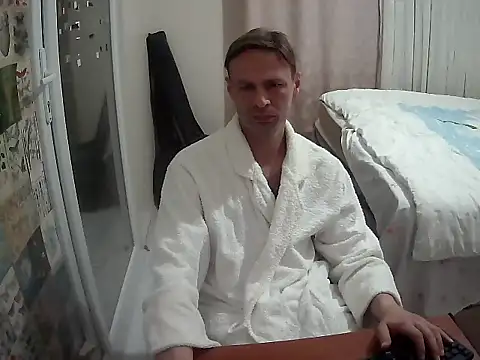 Snapshot of istanbul_32xx chatting on May 18, 2026, 6:23 pm istanbul 32xx online show from May 18, 2026, 6:23 pm