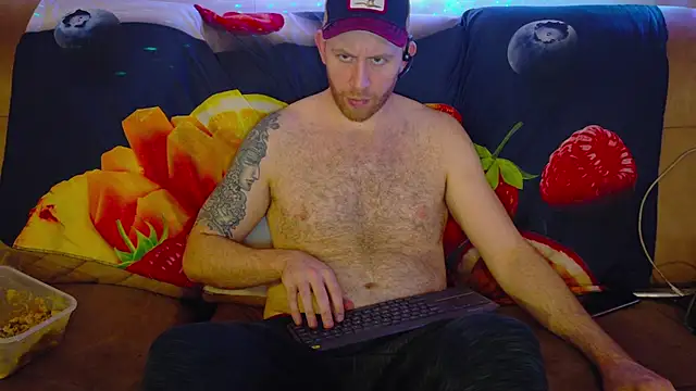 Snapshot of Tall_REC chatting on December 24, 2024, 6:39 pm Tall REC online show from December 24, 2024, 6:39 pm