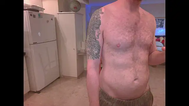 Snapshot of Tall_REC chatting on December 18, 2024, 4:49 pm Tall REC online show from December 18, 2024, 4:49 pm