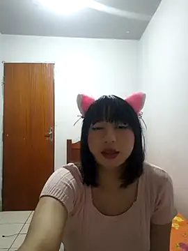 Snapshot of yumekoooo chatting on December 21, 2024, 12:42 am yumekoooo online show from December 21, 2024, 12:42 am