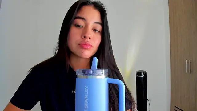 AriaMontgomery online show from February 6, 2026, 2:51 am