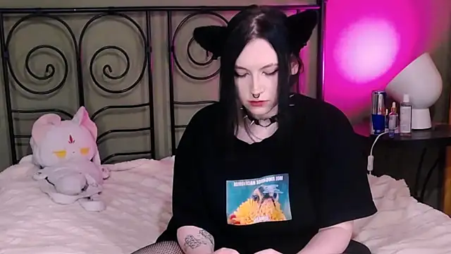 BlackyTea online show from October 4, 2025, 4:30 pm
