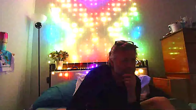 Snapshot of onlym4m chatting on December 17, 2024, 1:38 pm onlym4m online show from December 17, 2024, 1:38 pm