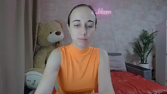 Anika bloom online show from March 10, 2025, 8:34 pm