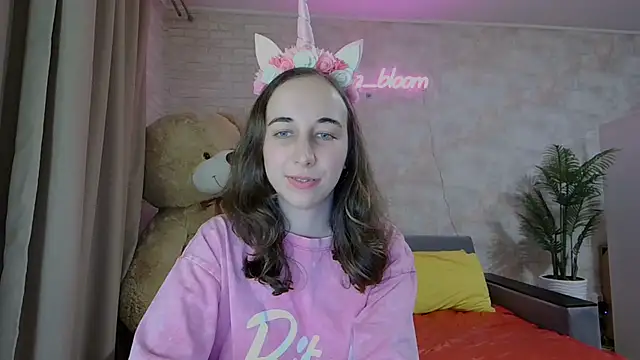 Anika bloom online show from March 16, 2025, 12:01 am