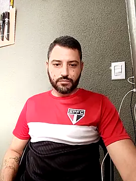 P4uzud4O online show from April 7, 2026, 12:18 pm